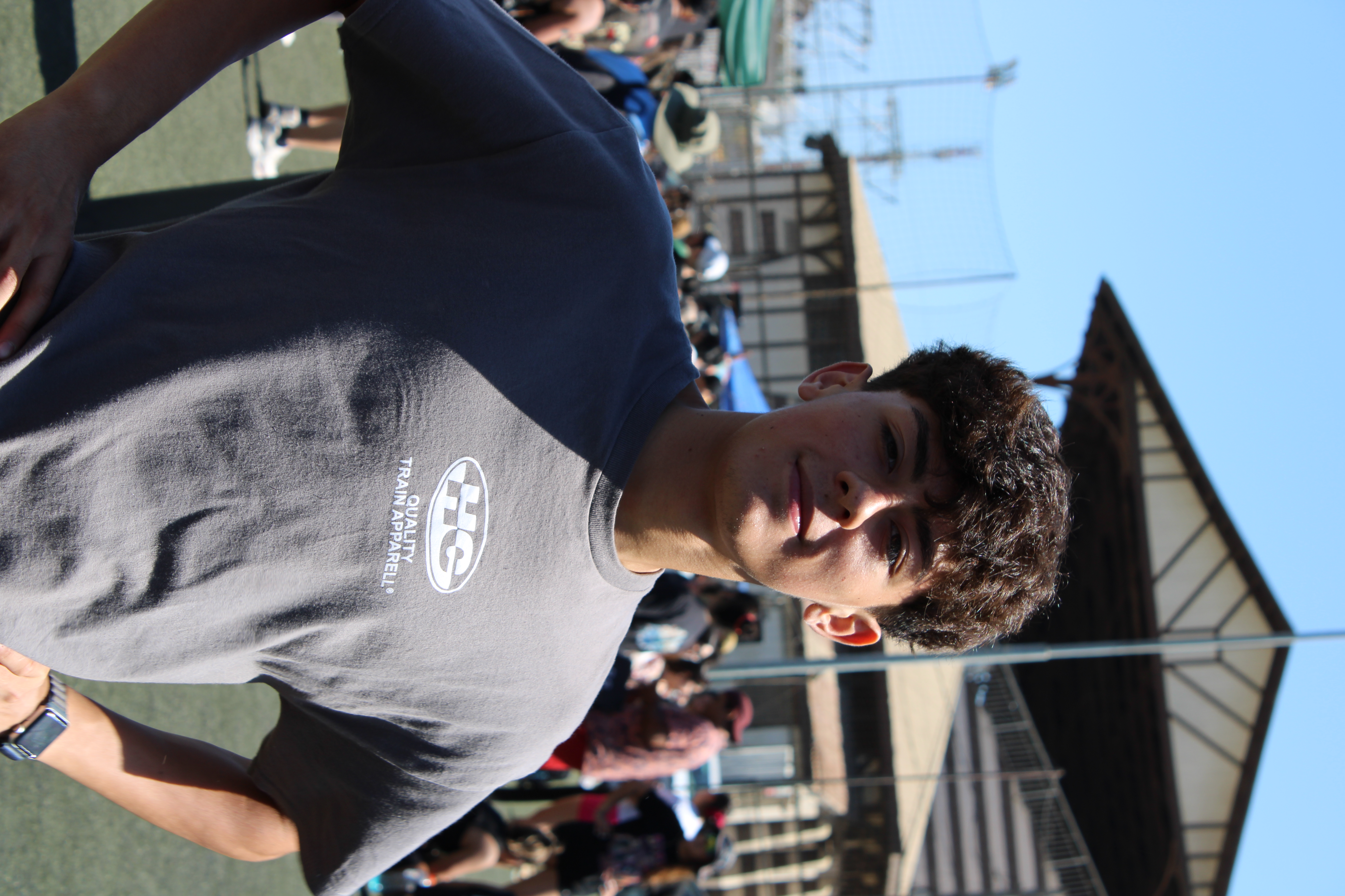 Polera Hybrid Gris, vista 1